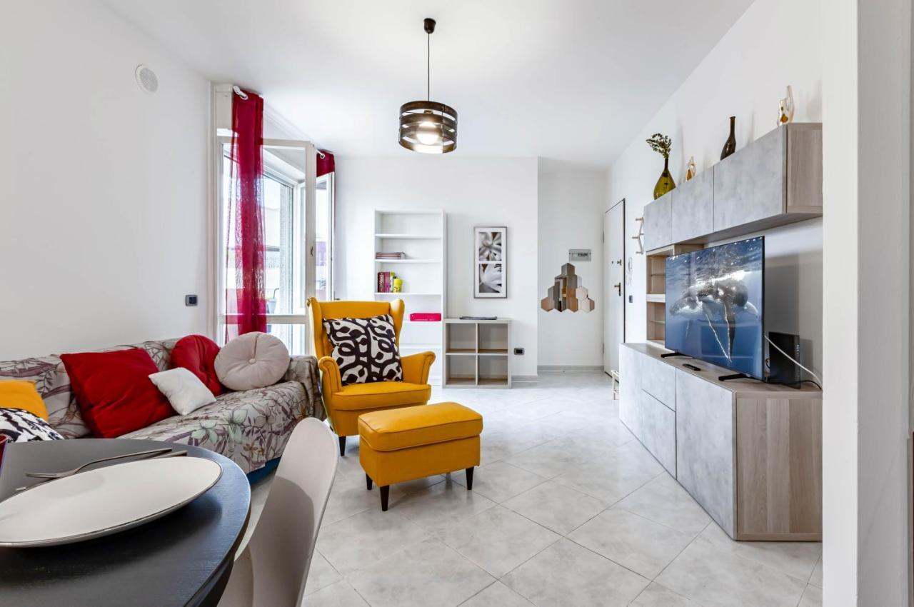 Flat: Near The Station With Balcony! * Cagliari